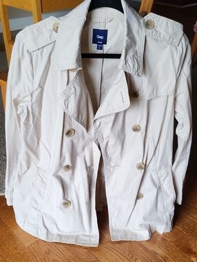 GAP Women's Light Cream Double-Breasted Trench Coat